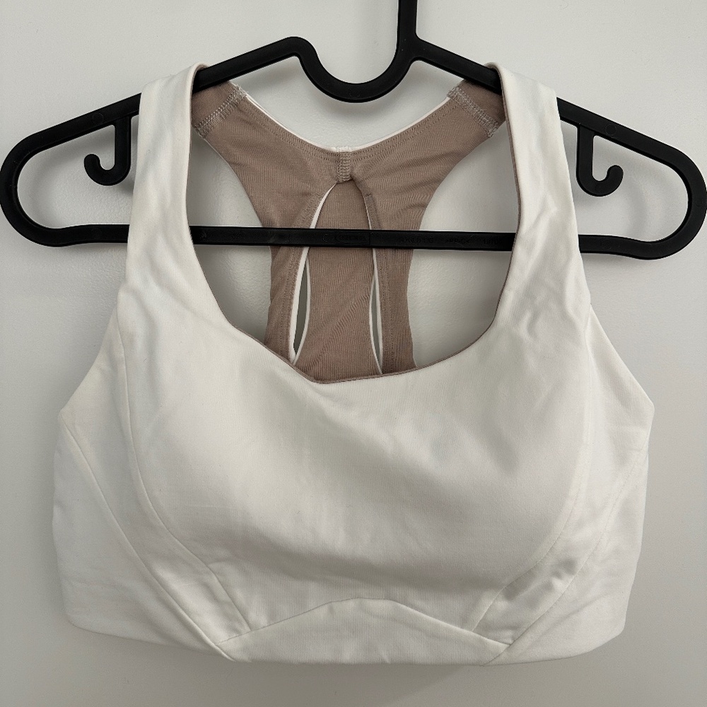 NWOT Lululemon Racerback Sports Bra, 8
